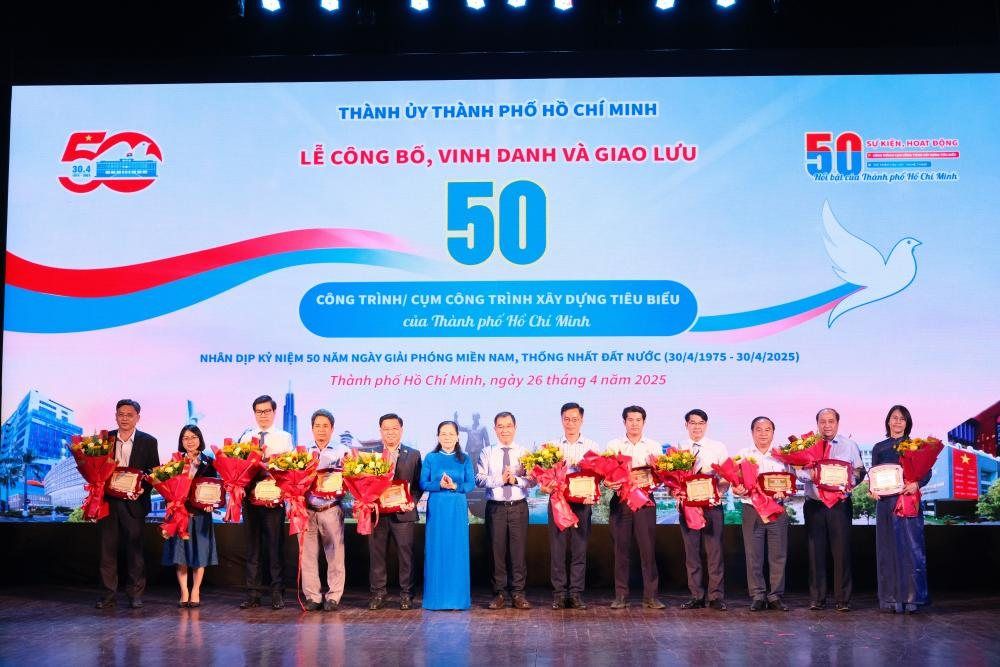 Tòa nhà Trung tâm Khởi nghiệp sáng tạo Thành phố Hồ Chí Minh vinh dự được vinh danh là một trong 50 công trình xây dựng tiêu biểu của Thành phố