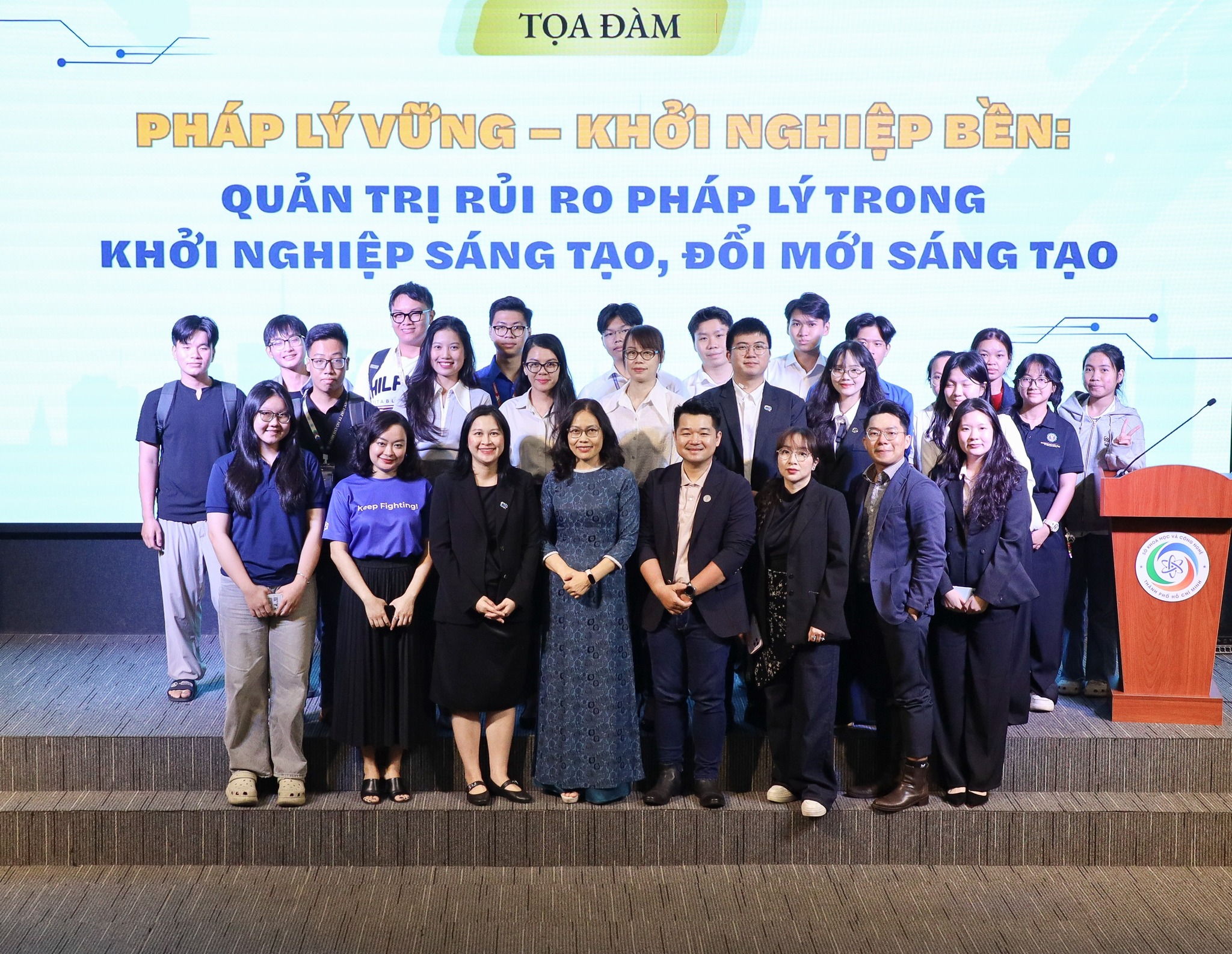 TỌA ĐÀM: “PHÁP LÝ VỮNG – KHỞI NGHIỆP BỀN” THÚC ĐẨY QUẢN TRỊ RỦI RO PHÁP LÝ TRONG HỆ SINH THÁI KHỞI NGHIỆP ĐỔI MỚI SÁNG TẠO